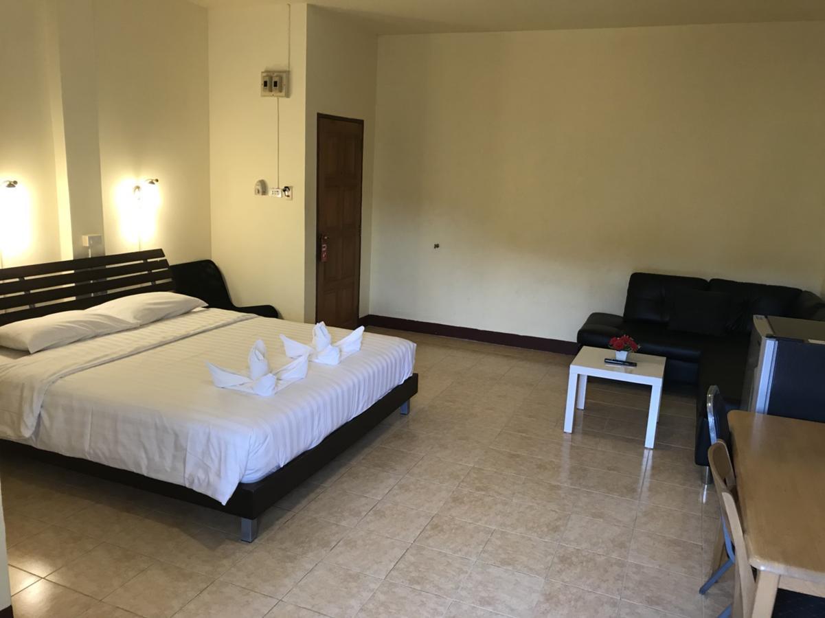 Ferb Guest house 2*